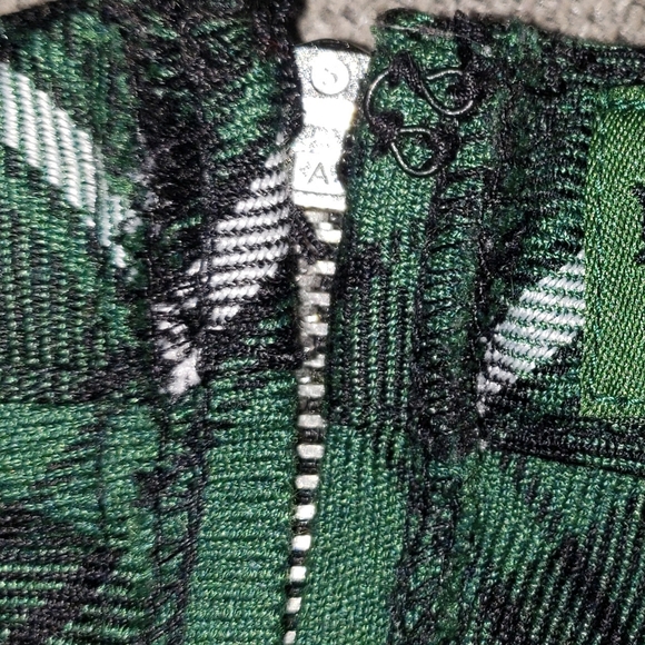 Y2k Royal Bones By Daang Goodman Plaid Mini Skirt - Picture 8 of 8